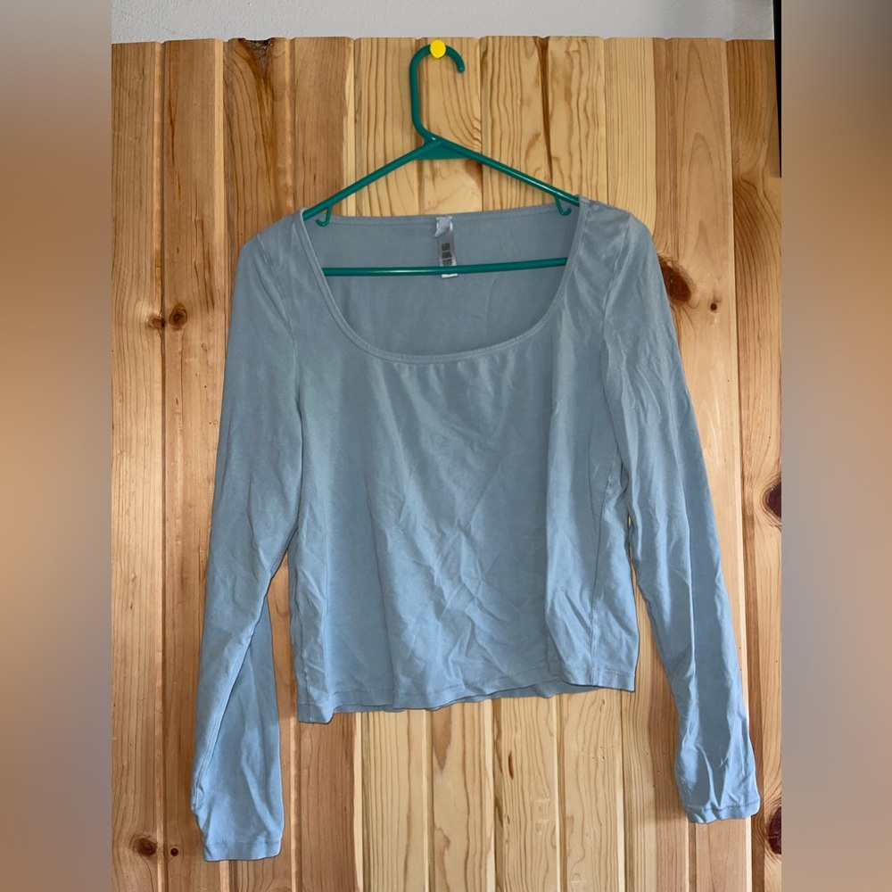 Skims top